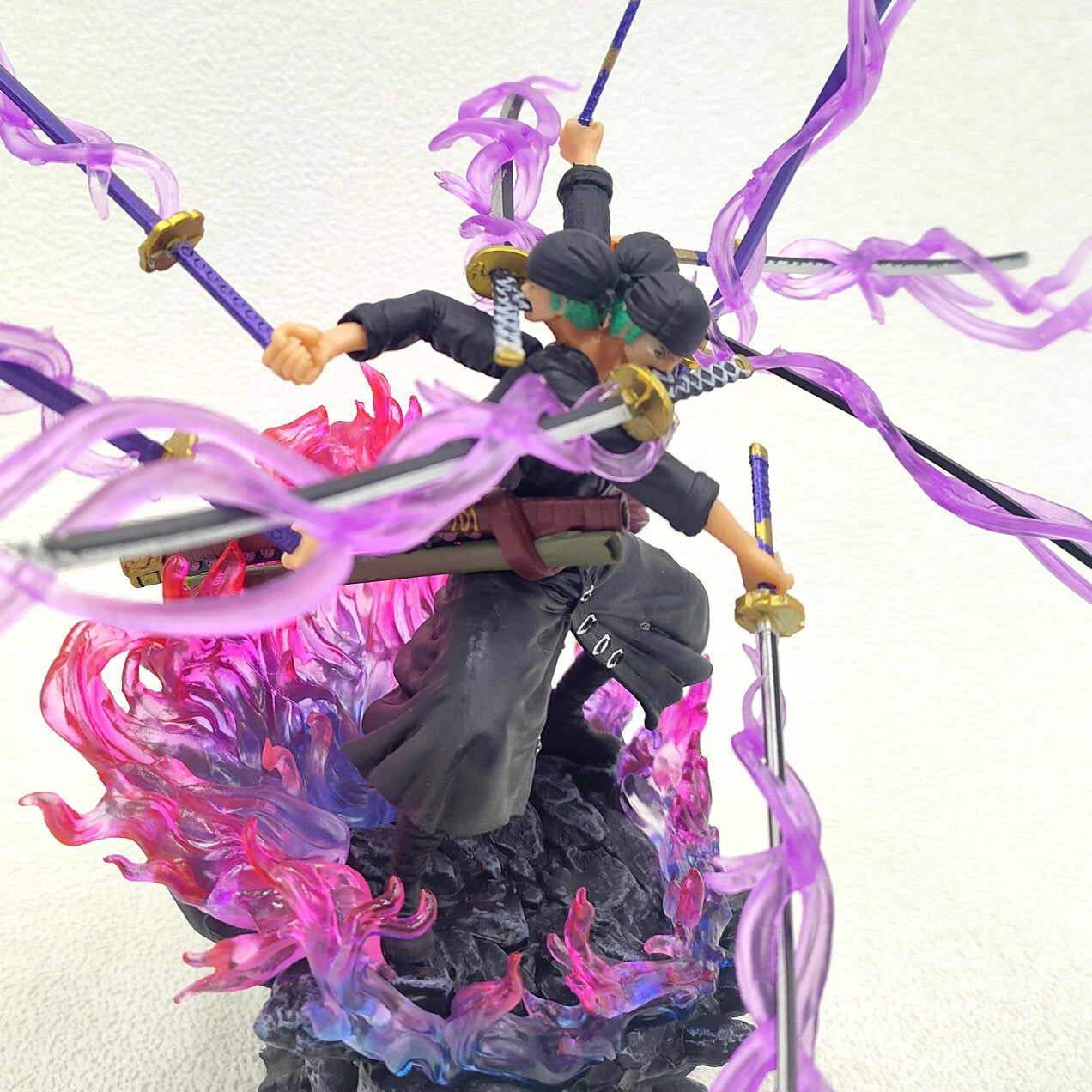 Zoro three heads six arms nine katanas - One Piece